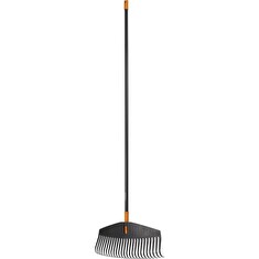 Fiskars SolidTM - hrábě na listí (L) s násadou, komplet
