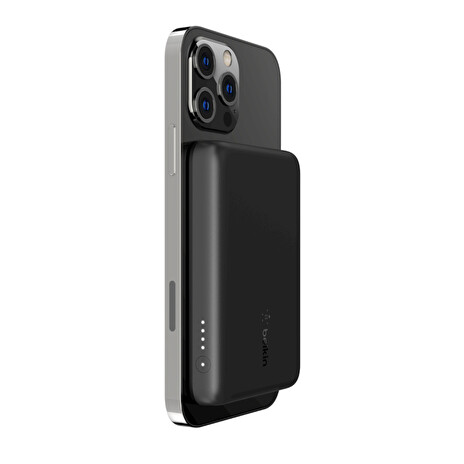 Belkin BOOST CHARGE™ MagSafe Magnetická Bezdrátová PowerBanka, 2500mAh, černá