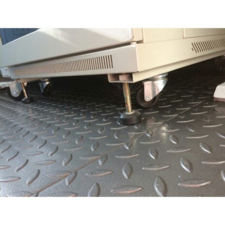 Datacom 19"rack stoj. 38U/600x600 Rozebíratelný